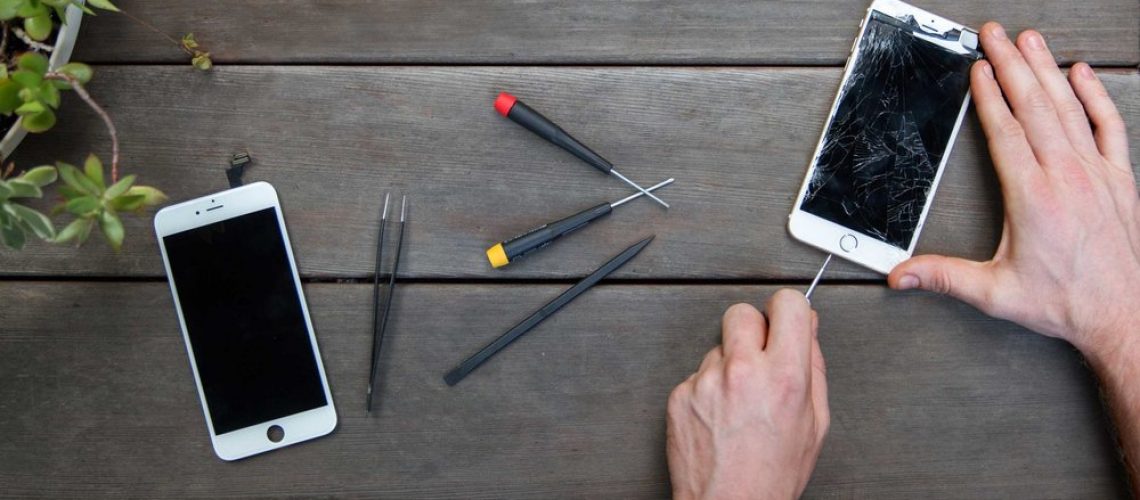 iPhone repair shop near Me in UK | THE REPAIR PLUS