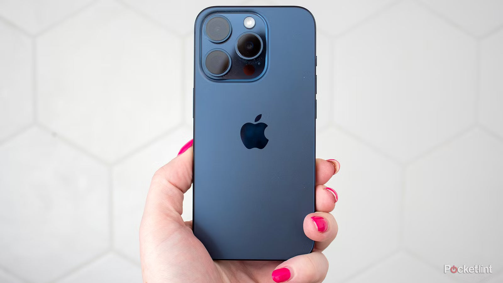 What to Look for When Buying a Refurbished iPhone 15 Pro Max?