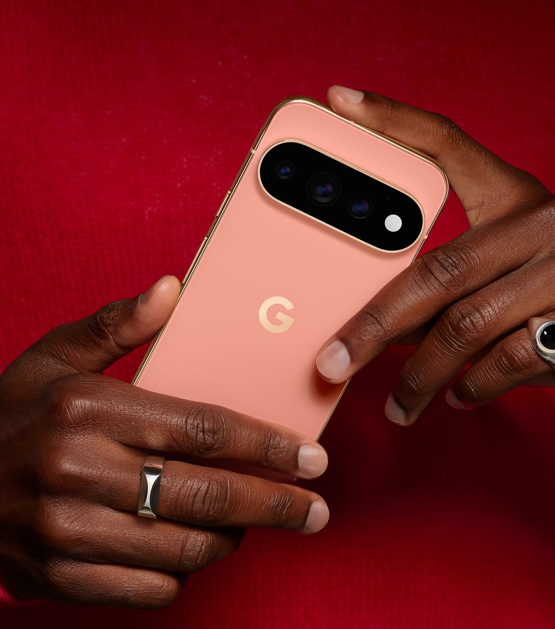 Google Pixel 11 Pro in Canyon